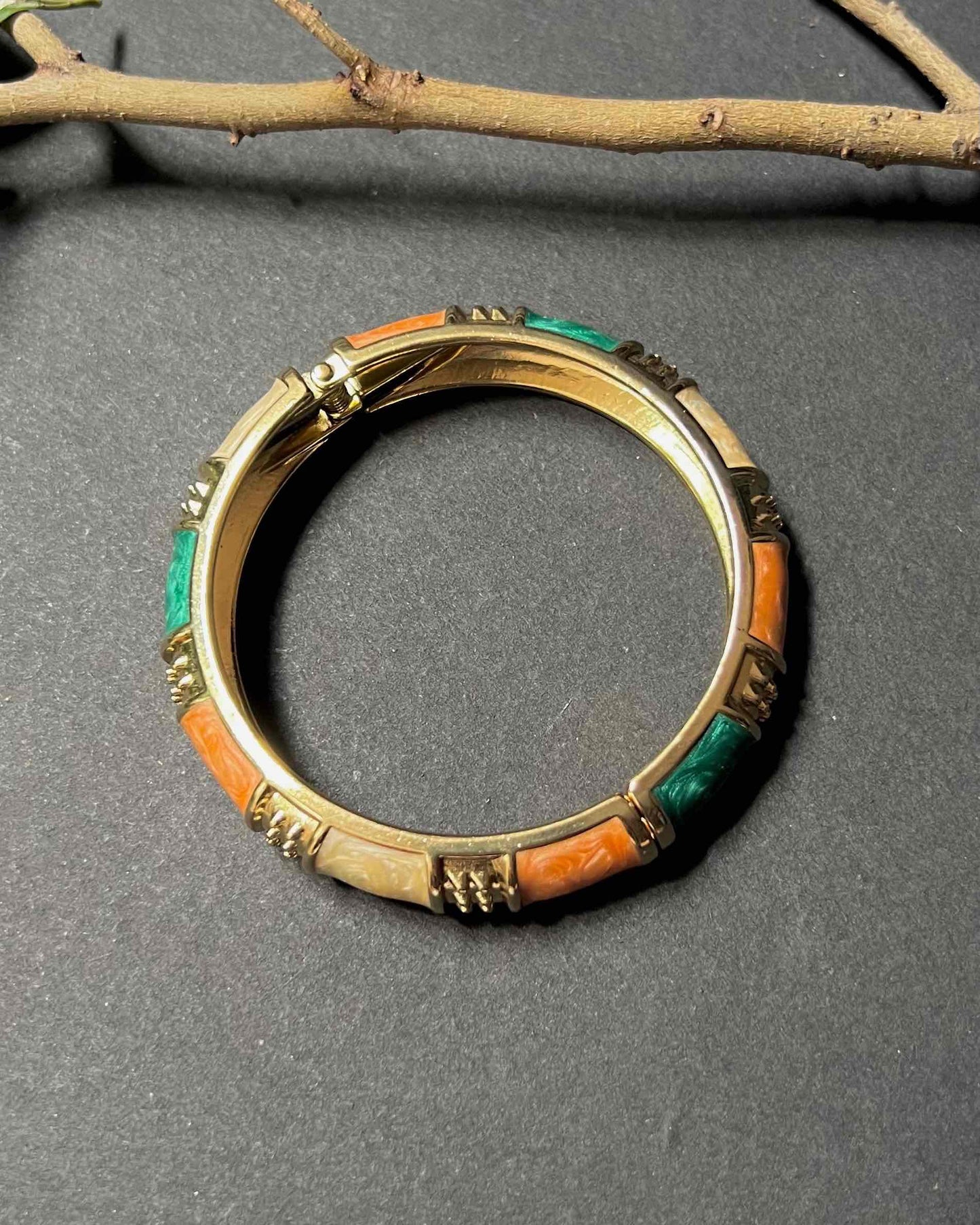 Chunky Bangle (Anti Tarnish) 027 // Green