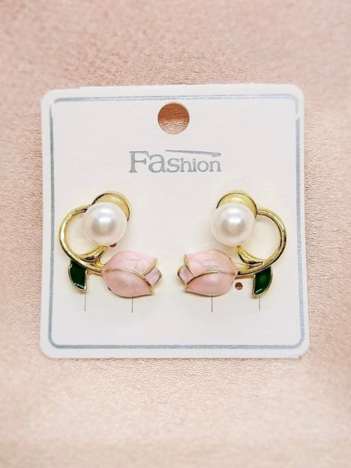 Rose Pearl Earrings // Gold