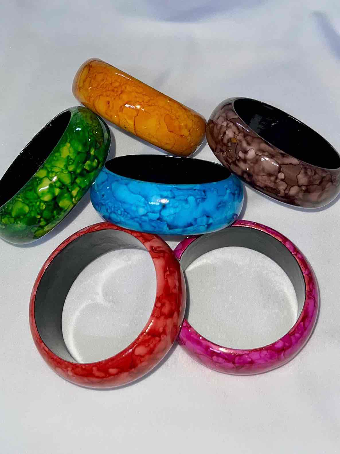 Wooden Bangles (6pcs) // Multicolor