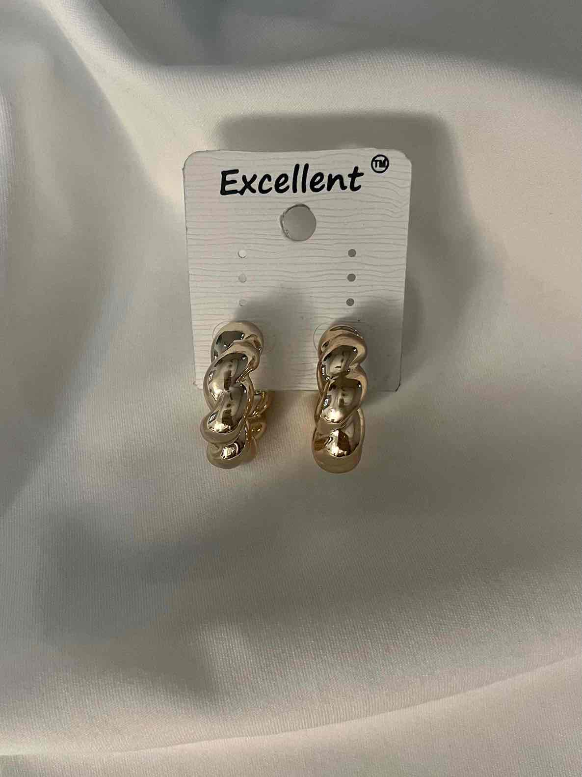 Twisted Earrings // Rose Gold