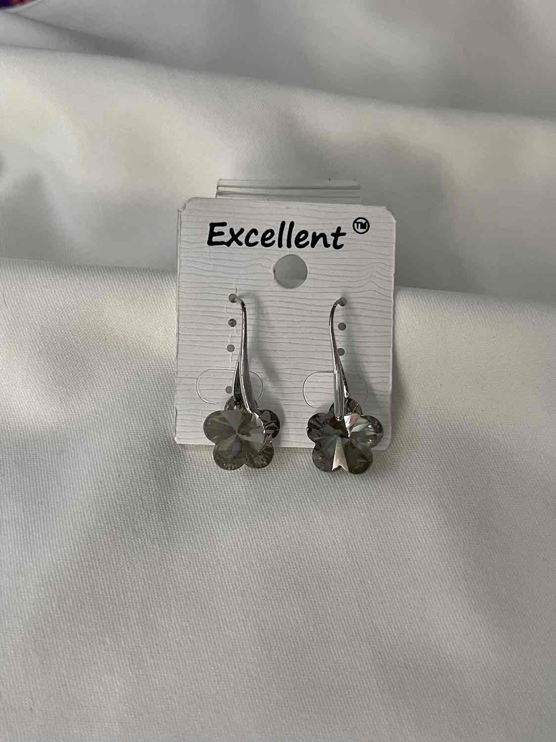 Star Earrings // Black