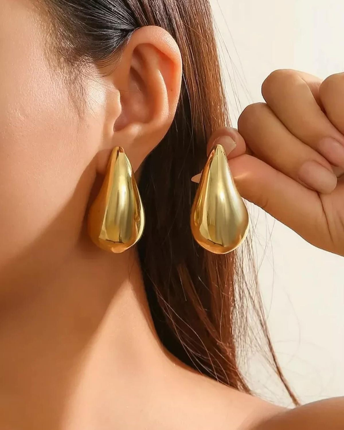 Chunky Teardrop Earings (Big) // Gold