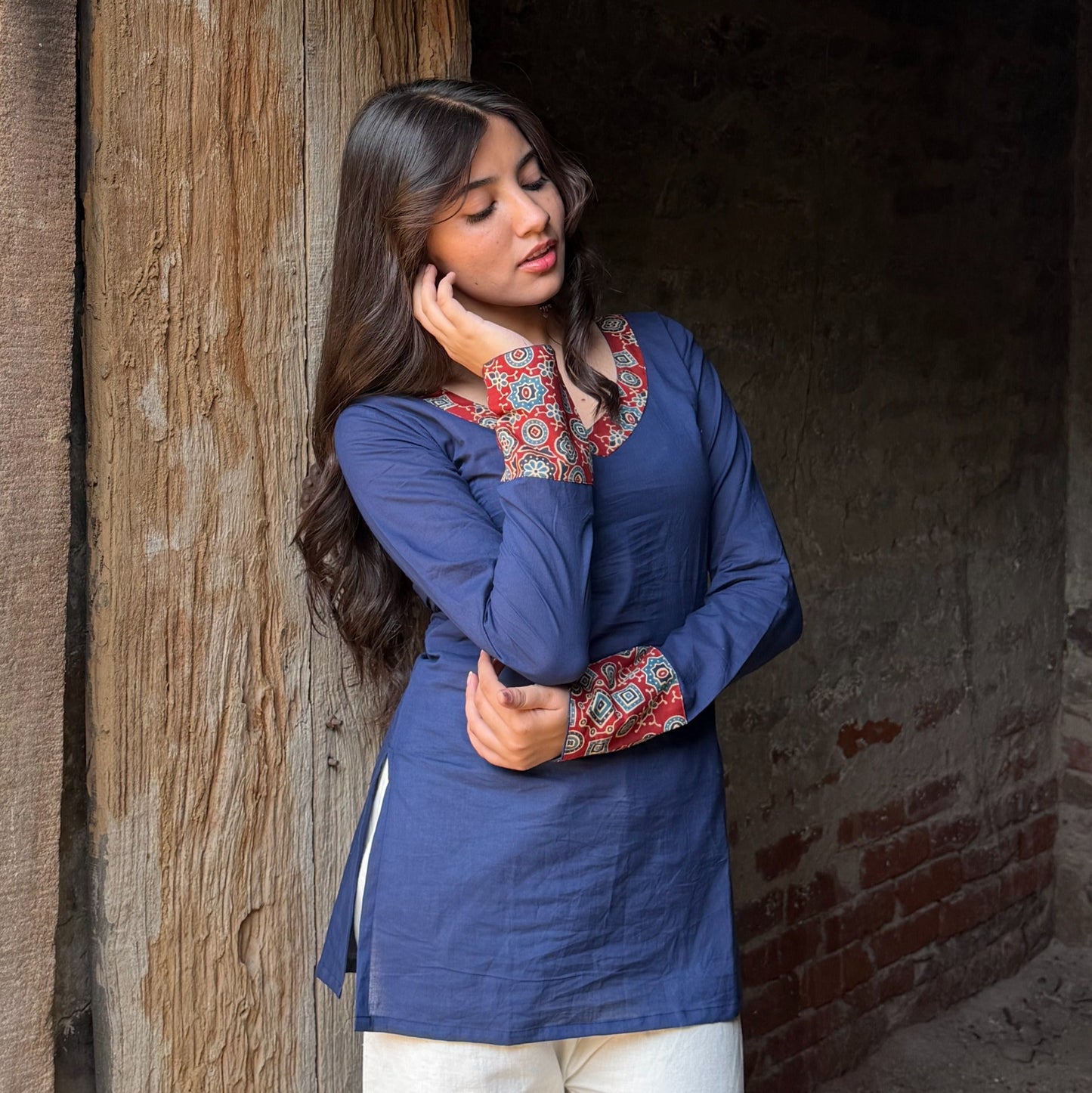TARA Short Kurti // Blue