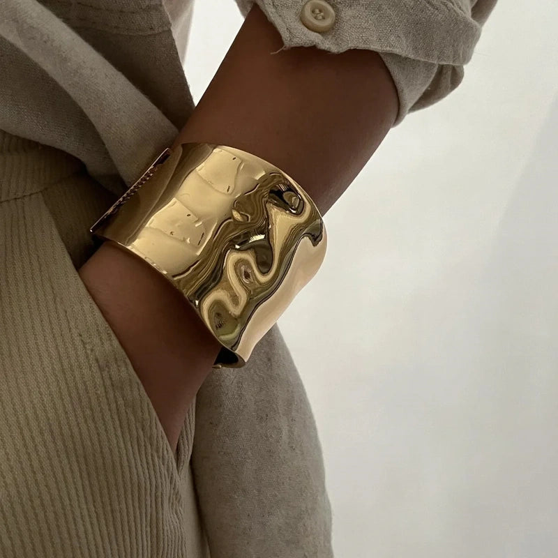 NEWME Cuff Bangle // GOLD