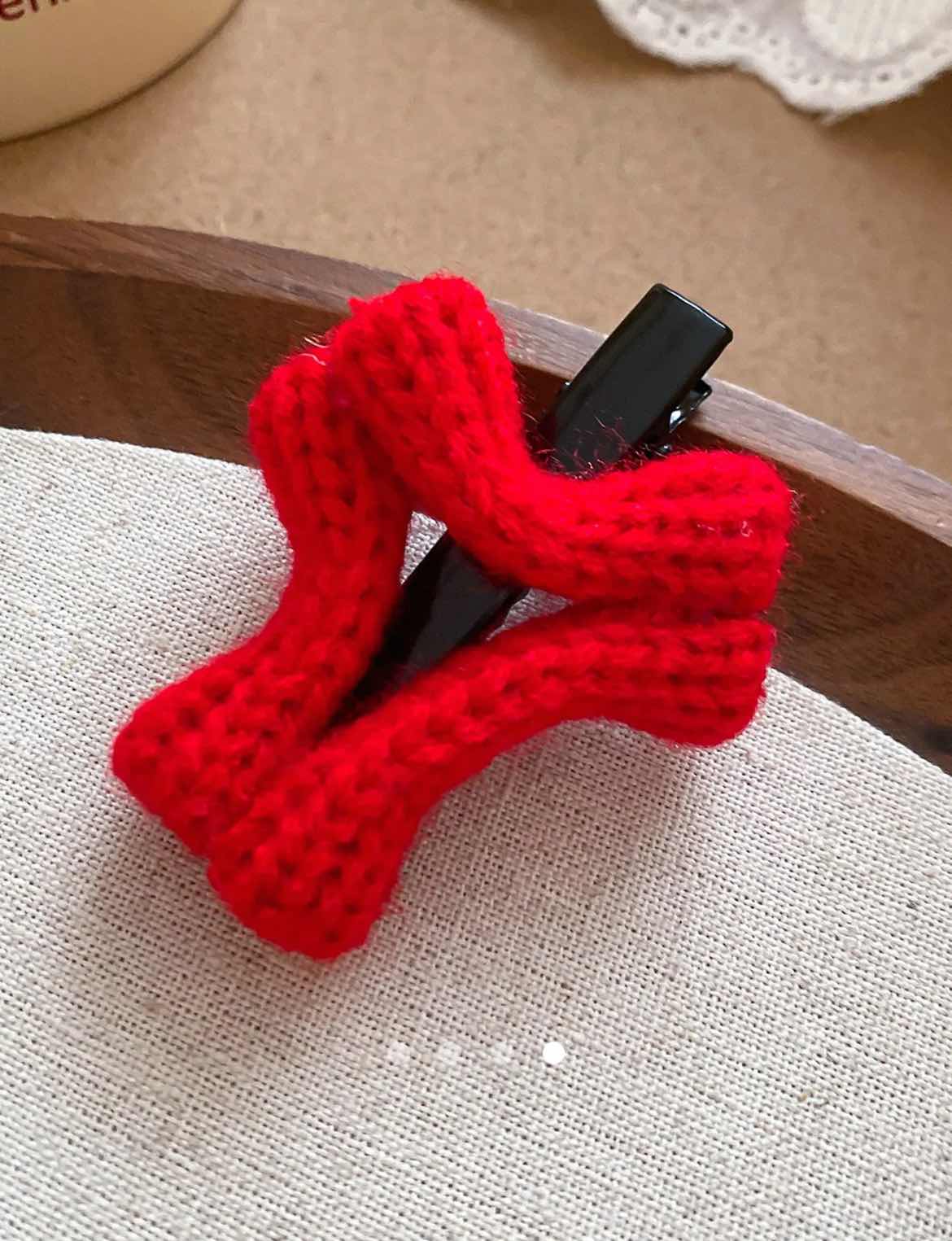 Angry Hair Clip // Red