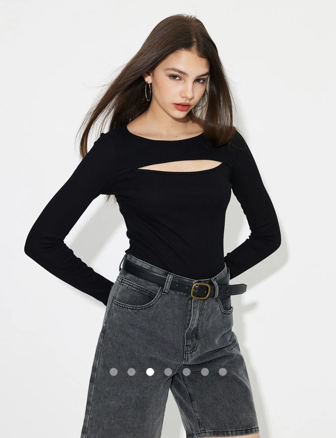 Cut Out Tshirt // Black