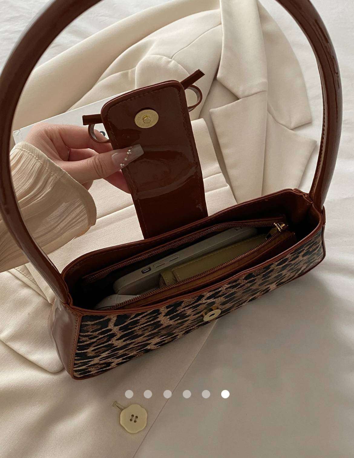 Bow Shoulder Bag // Brown