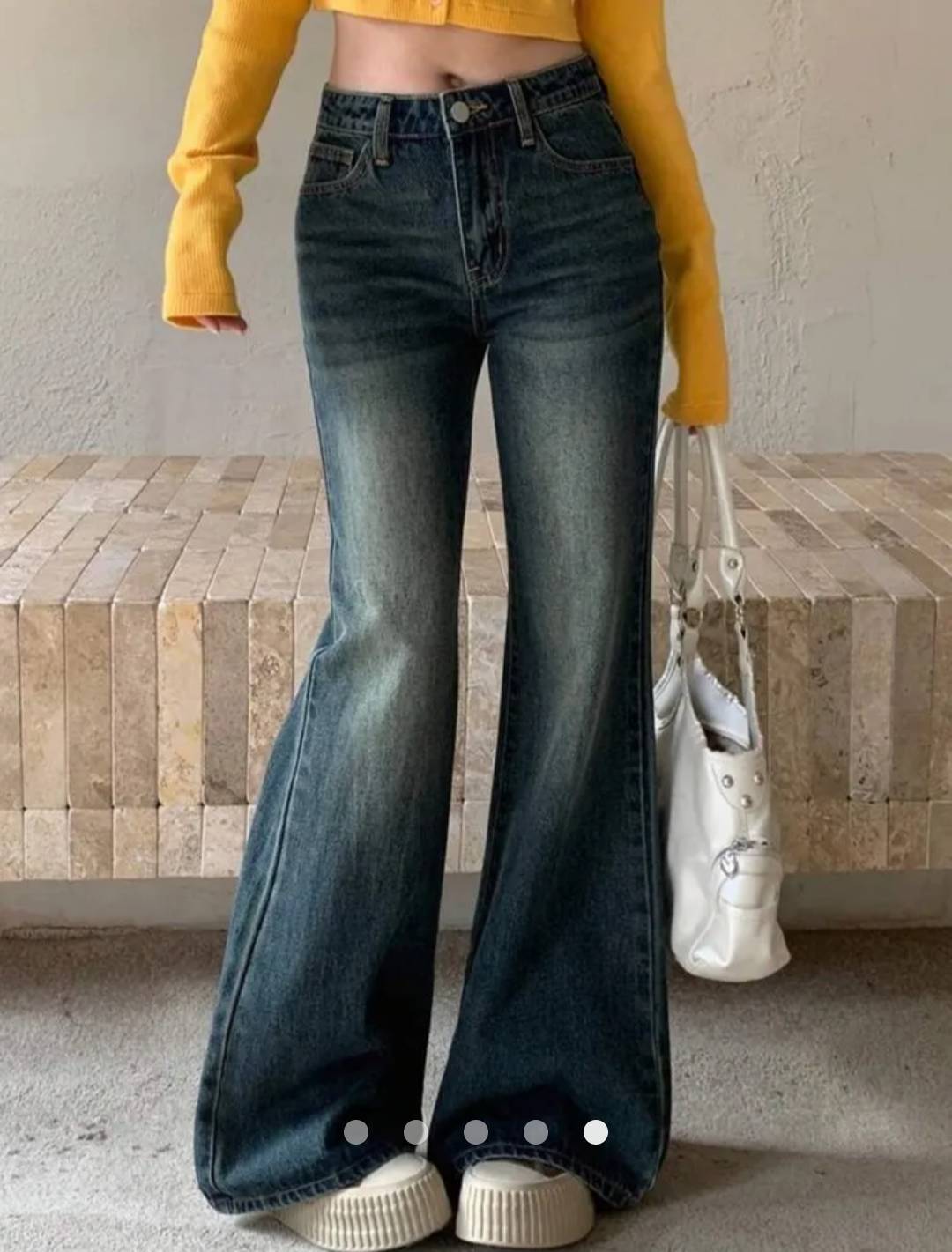 Vintage Flare Leg Jeans 002 // Vintage Dark Wash