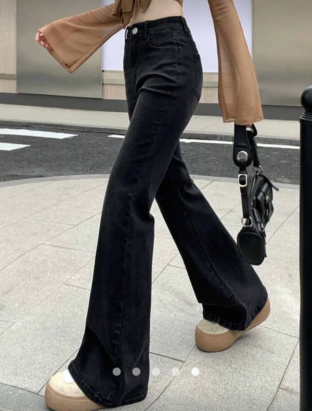 High Waist Flare Leg Jeans // Washed Black