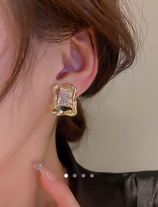 Savana Earrings // 033