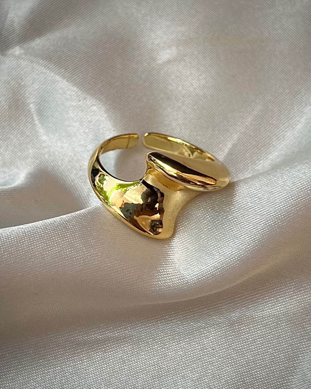 Ring 004 (Anti-Tarnish) // Gold