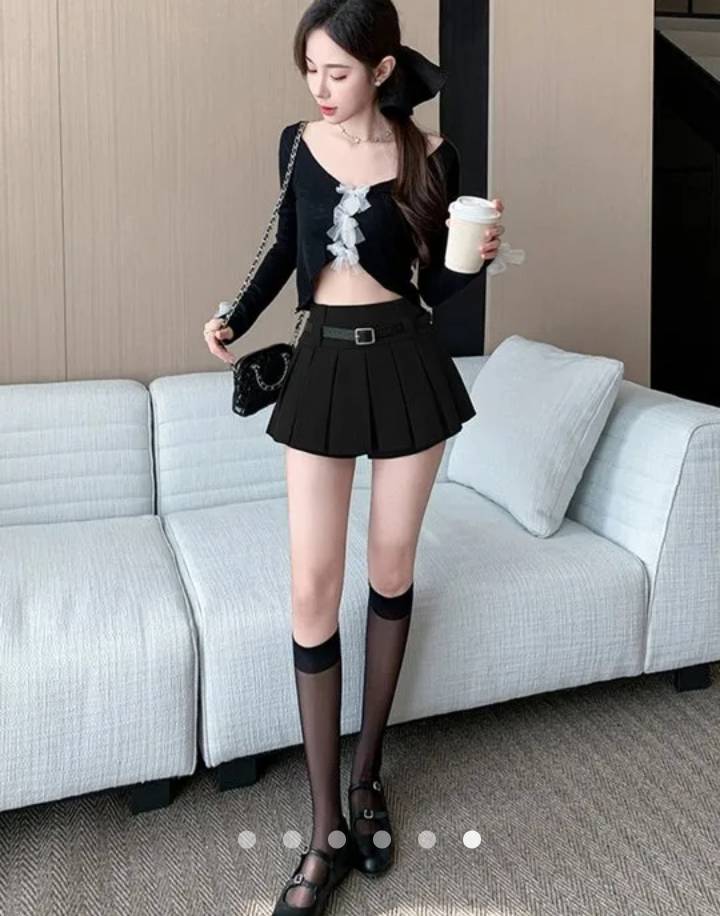 Pleated Skirt with Belt // Black