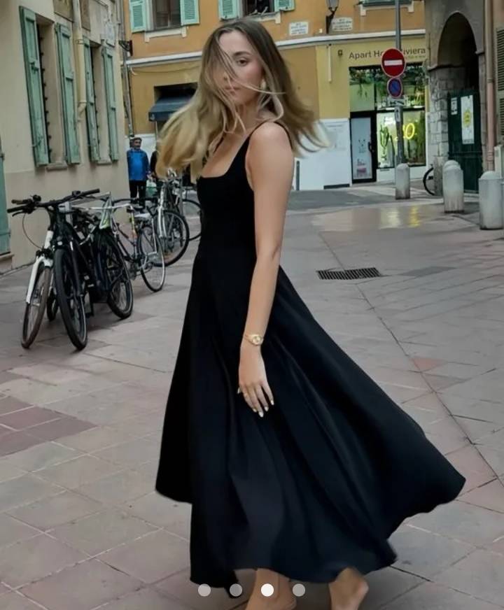 A-Line Dress // Black