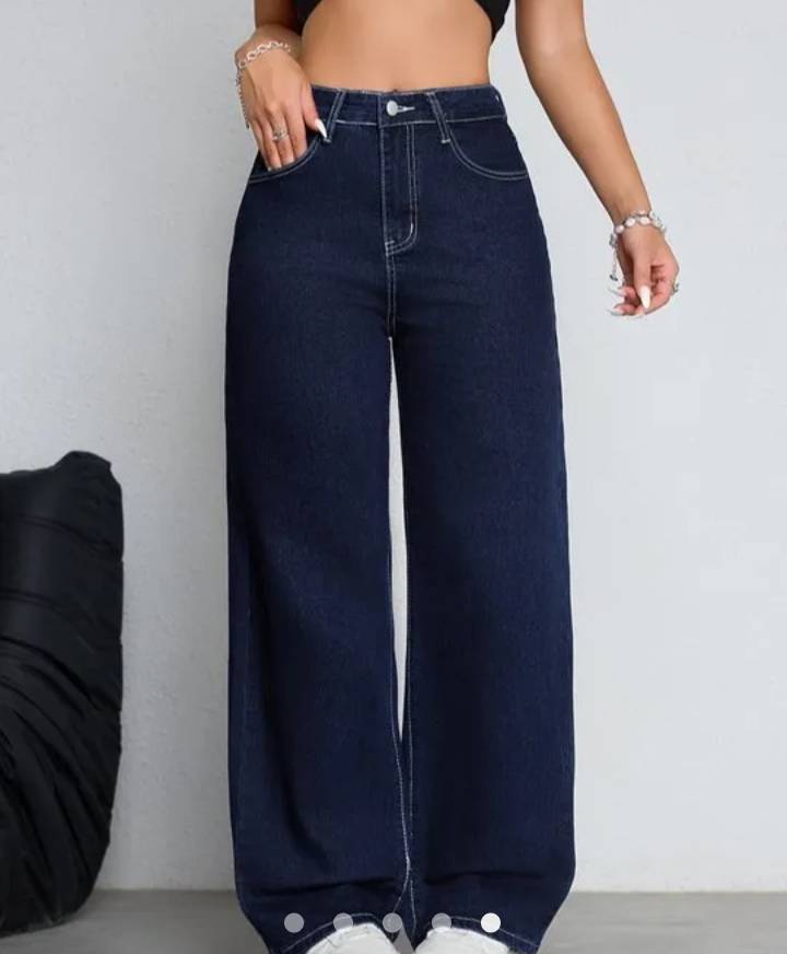 Contrast Stitching Straight Leg Jeans // Indigo