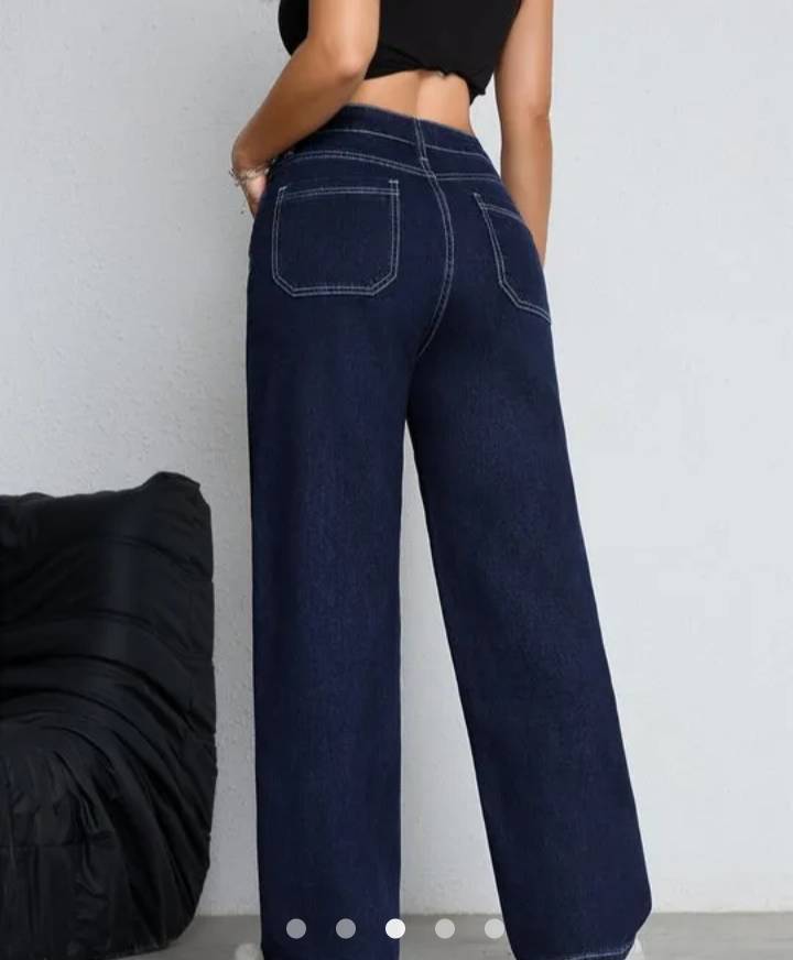 Contrast Stitching Straight Leg Jeans // Indigo