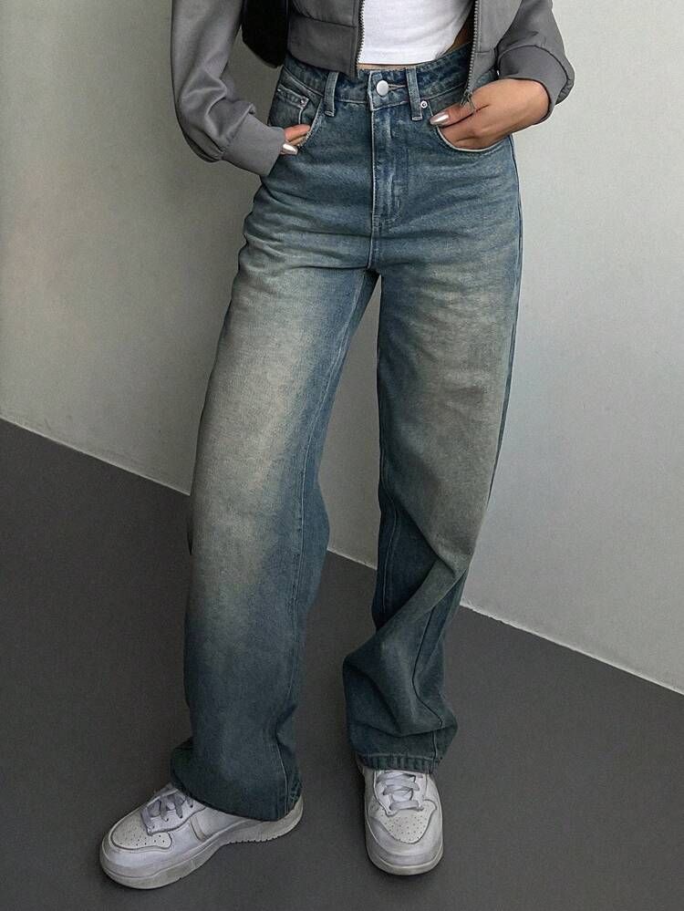 Dust Washed Stretchable Straight Leg Jeans // Faded Blue