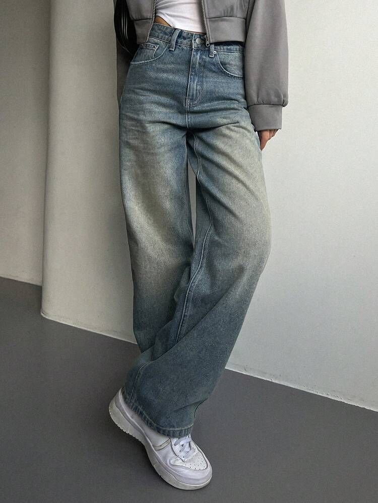 Dust Washed Stretchable Straight Leg Jeans // Faded Blue