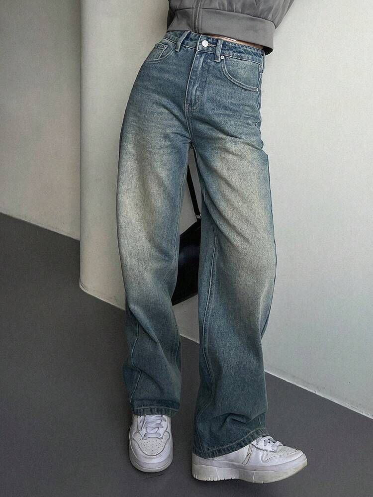 Dust Washed Stretchable Straight Leg Jeans // Faded Blue