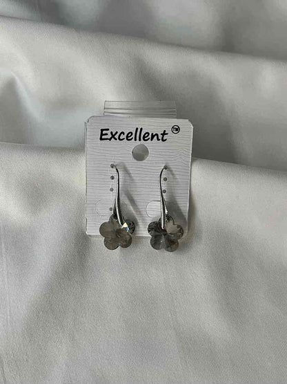 Star Earrings // Black