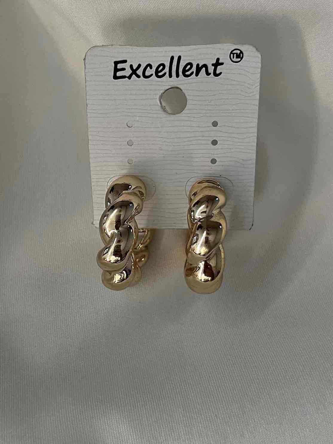 Twisted Earrings // Rose Gold