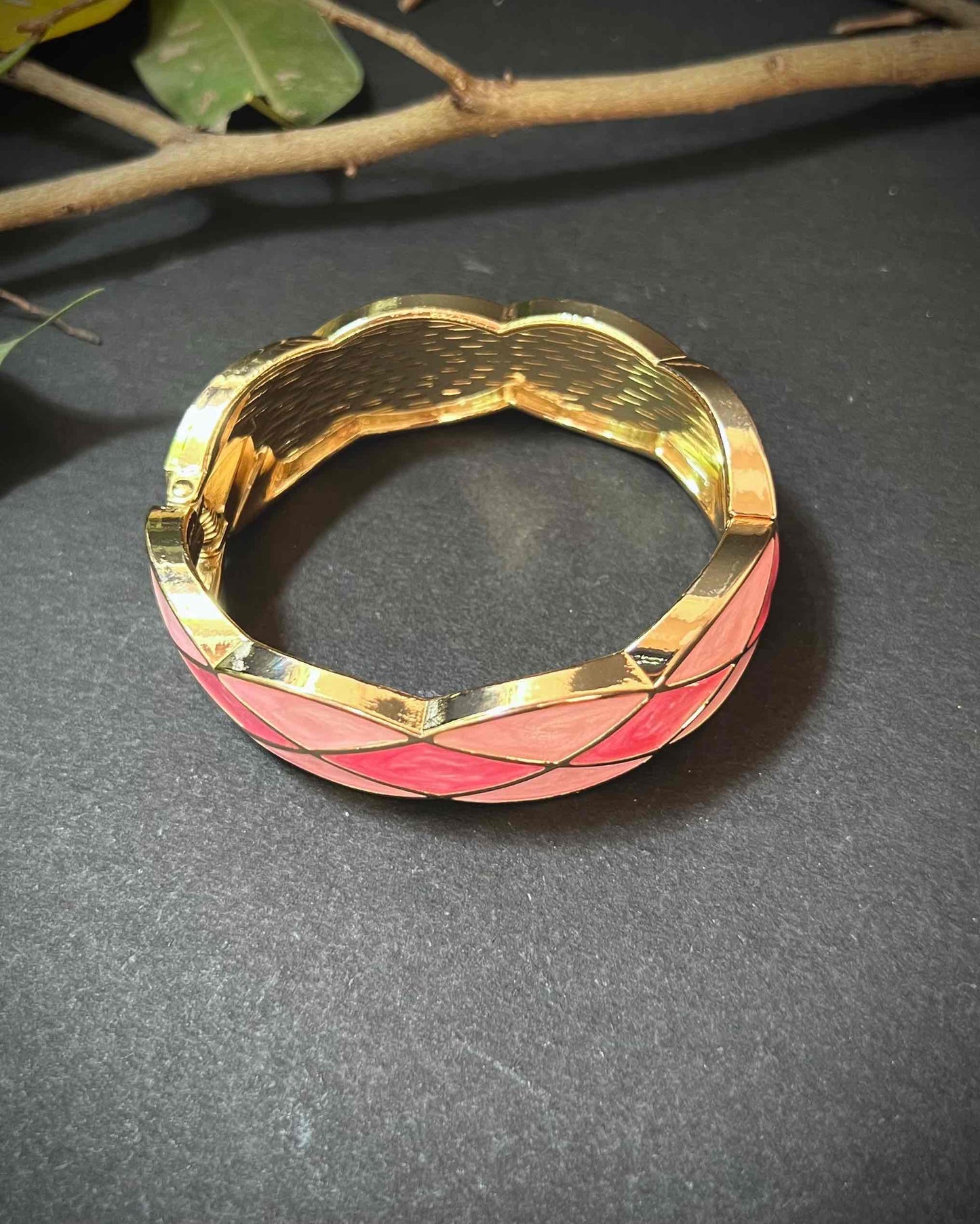 Chunky Bangle (Anti Tarnish) 029 // Pink