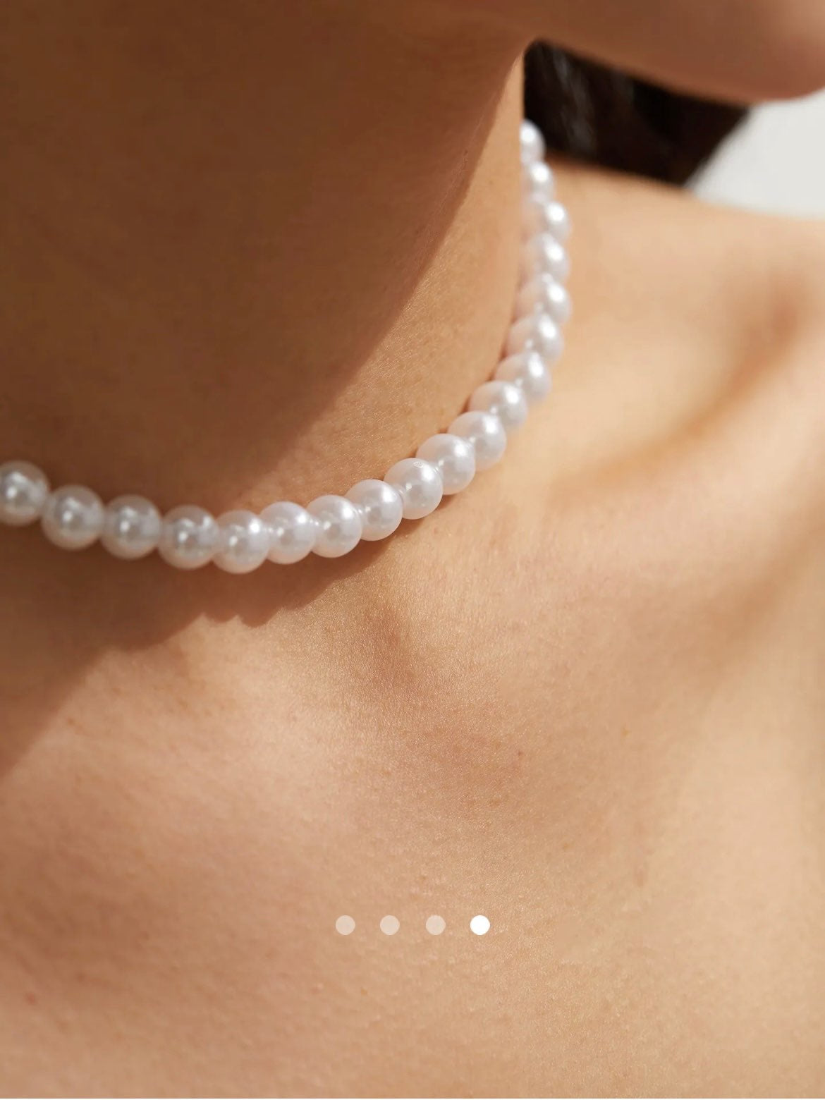 Pearl Necklace // White