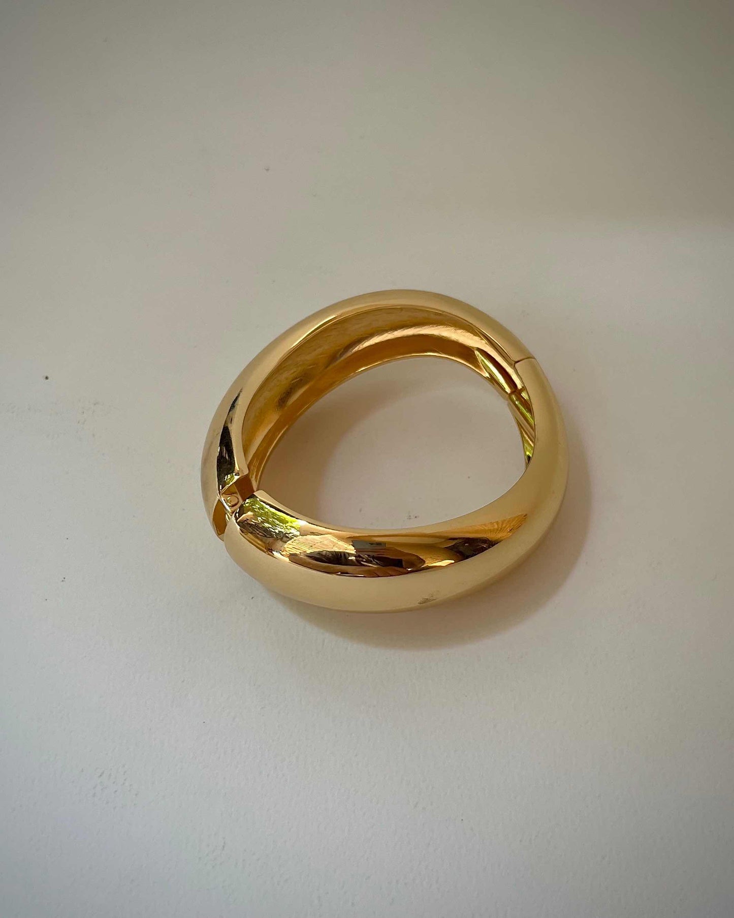 Chunky Bangle (Anti Tarnish) 017 // Gold) 016 // Gold