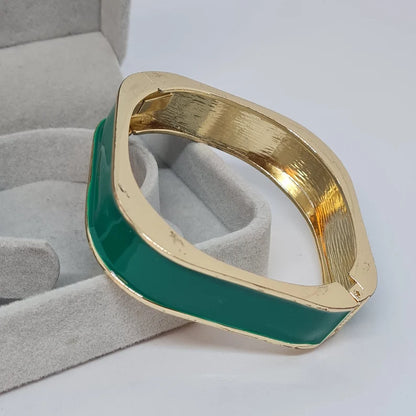 Chunky Bangle (Anti Tarnish) 023 // Green