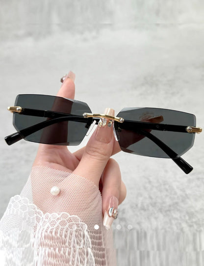 Classic Sunglasses // Black