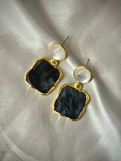 Square Dangle Earrings // Black