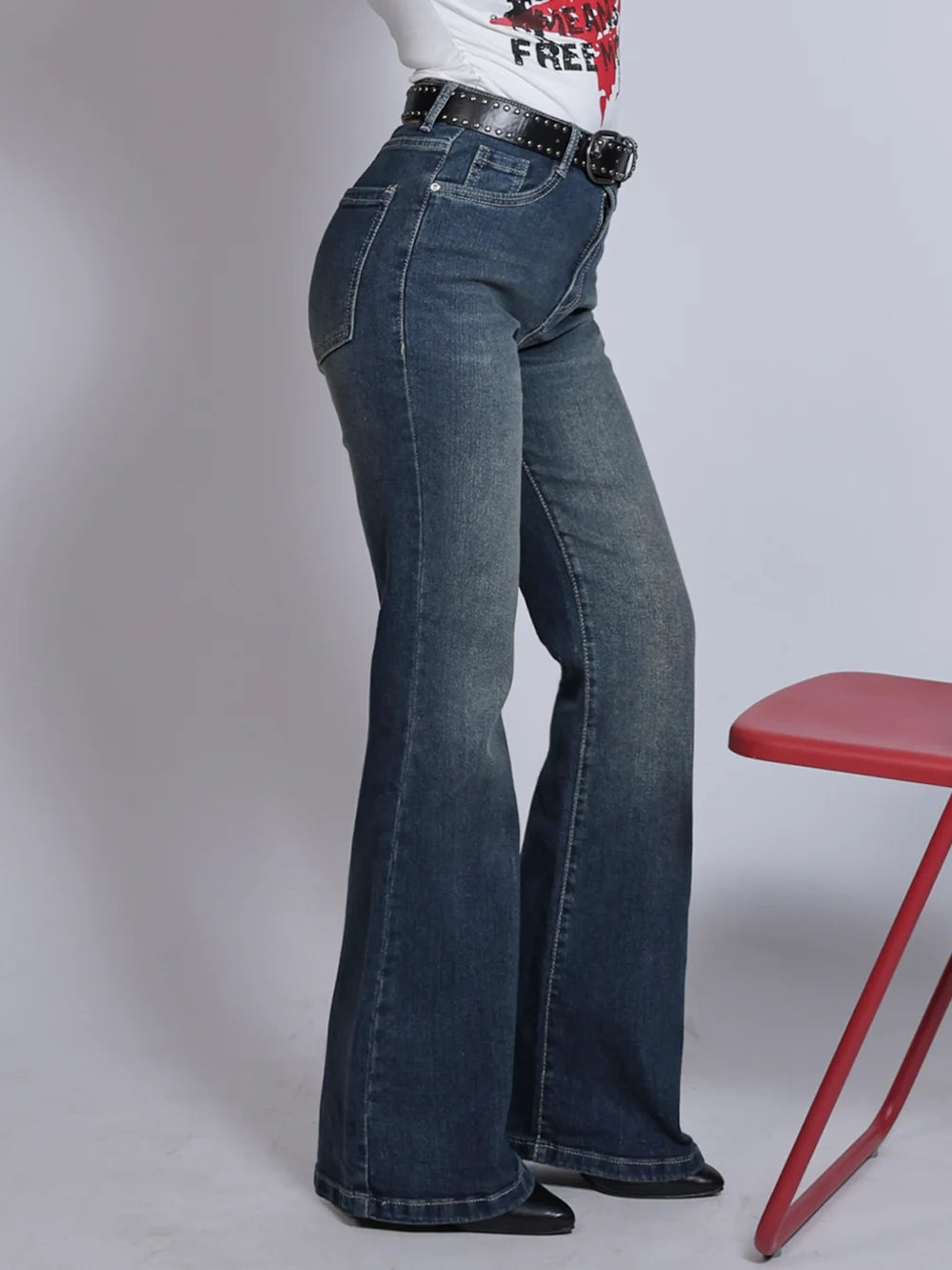 Premium Street Blue // Washed Bootcut Jeans