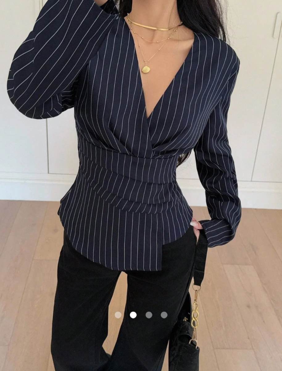 Pleated Top // Navy