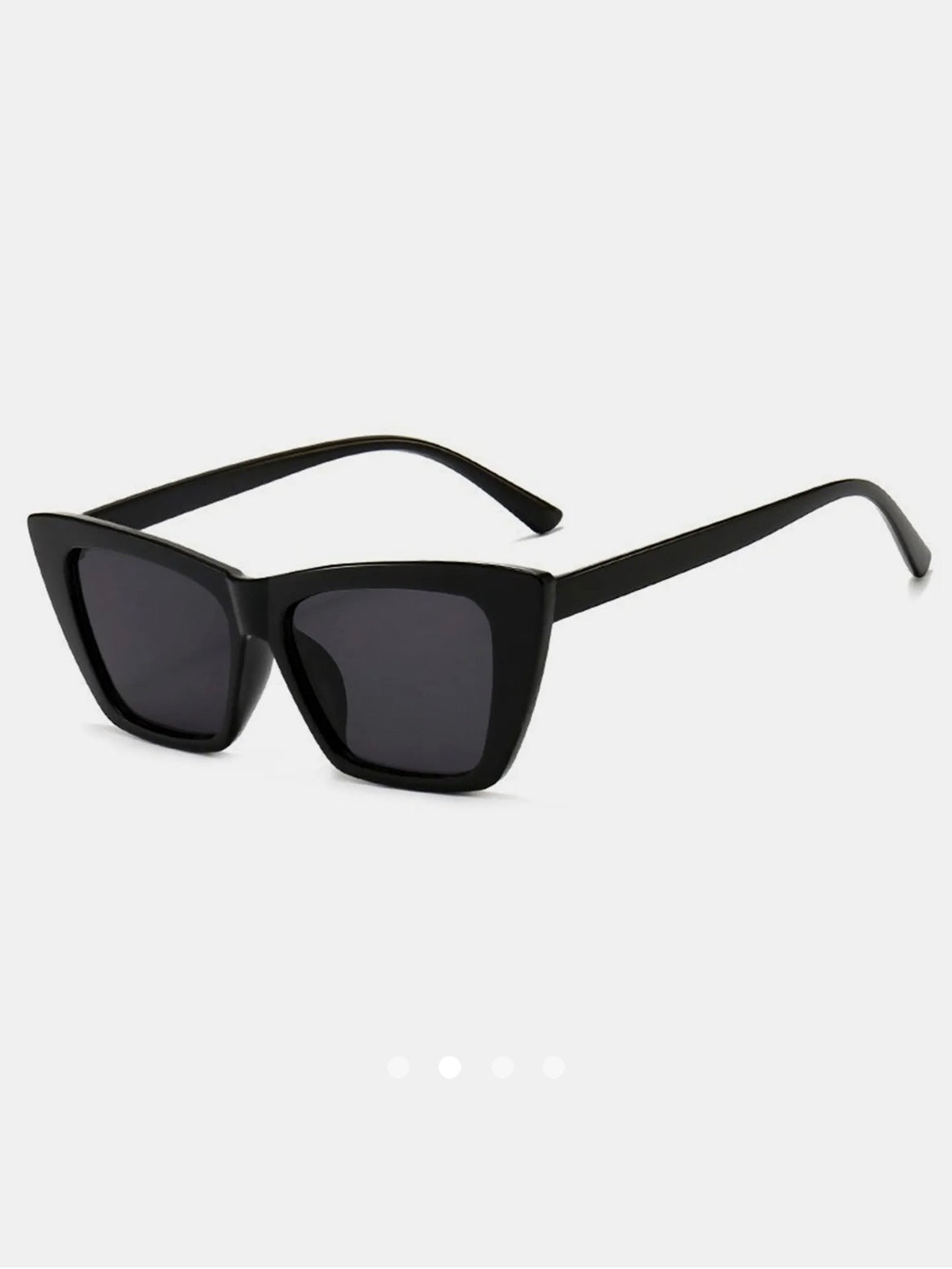 Hailey Beiber Sunglasses // Black