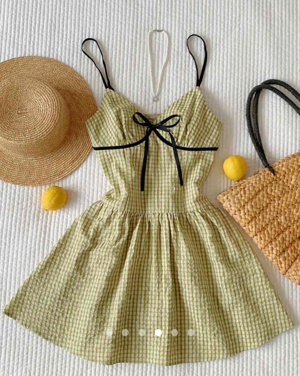 Bow A-Line Dress // Green
