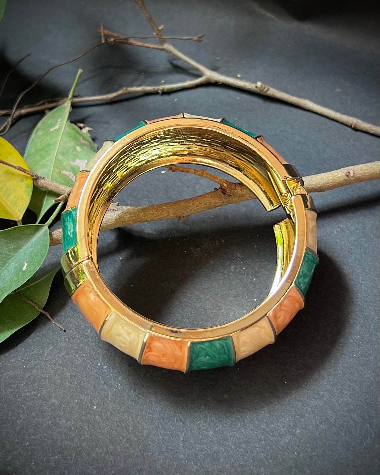 Chunky Bangle (Anti Tarnish) 030 // Green