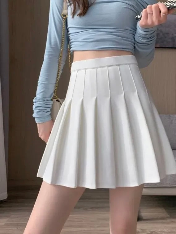 Pleated Skirt (Attached Shorts) // White