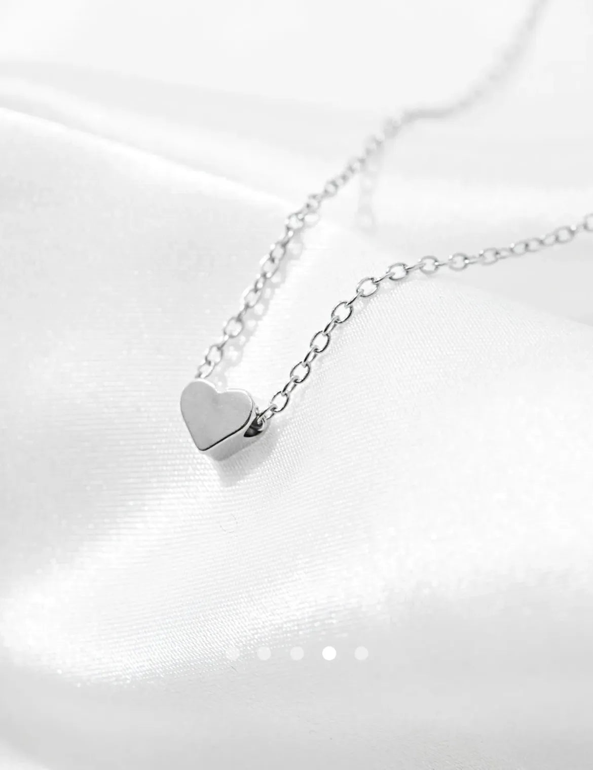 Heart Necklace 026 // Silver