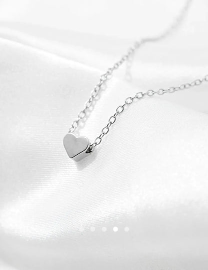 Heart Necklace 026 // Silver