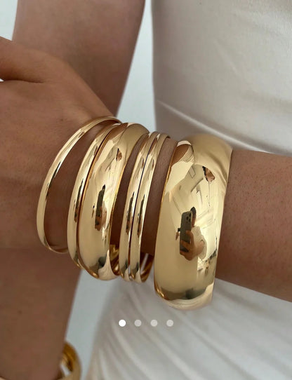 Bracelet Set 007 // Gold
