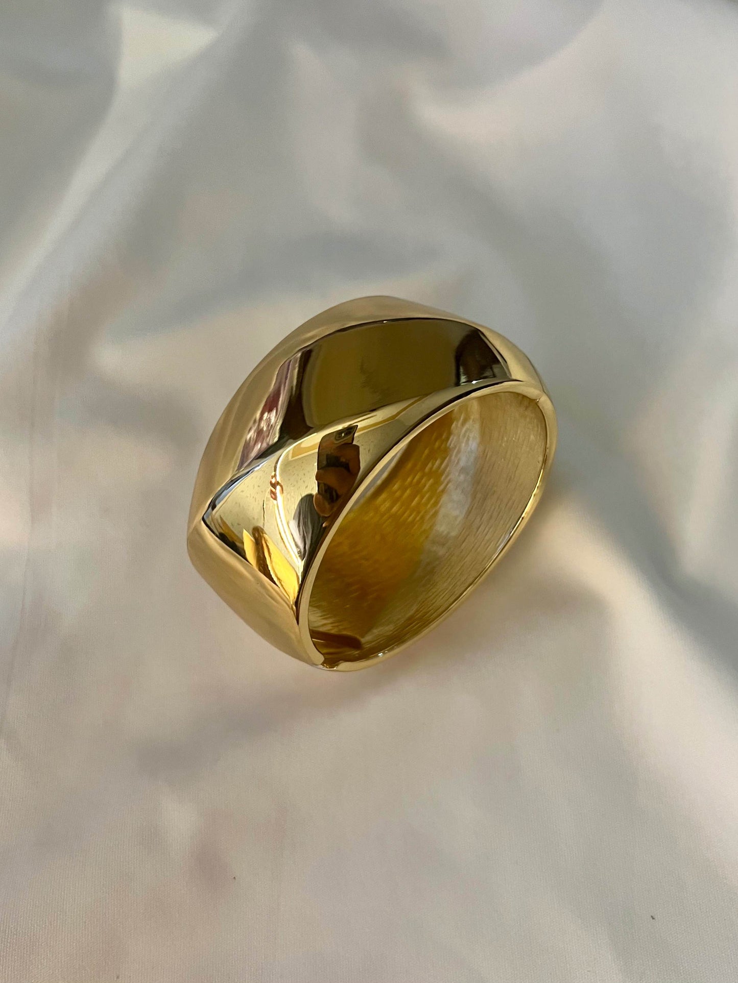 Chunky Bangle (Anti Tarnish) 005 // Gold
