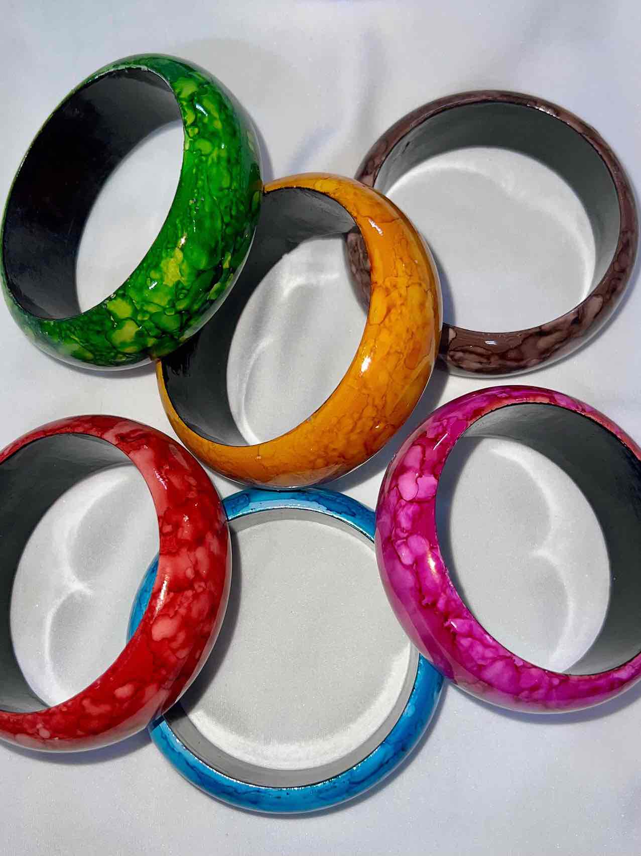 Wooden Bangles (6pcs) // Multicolor