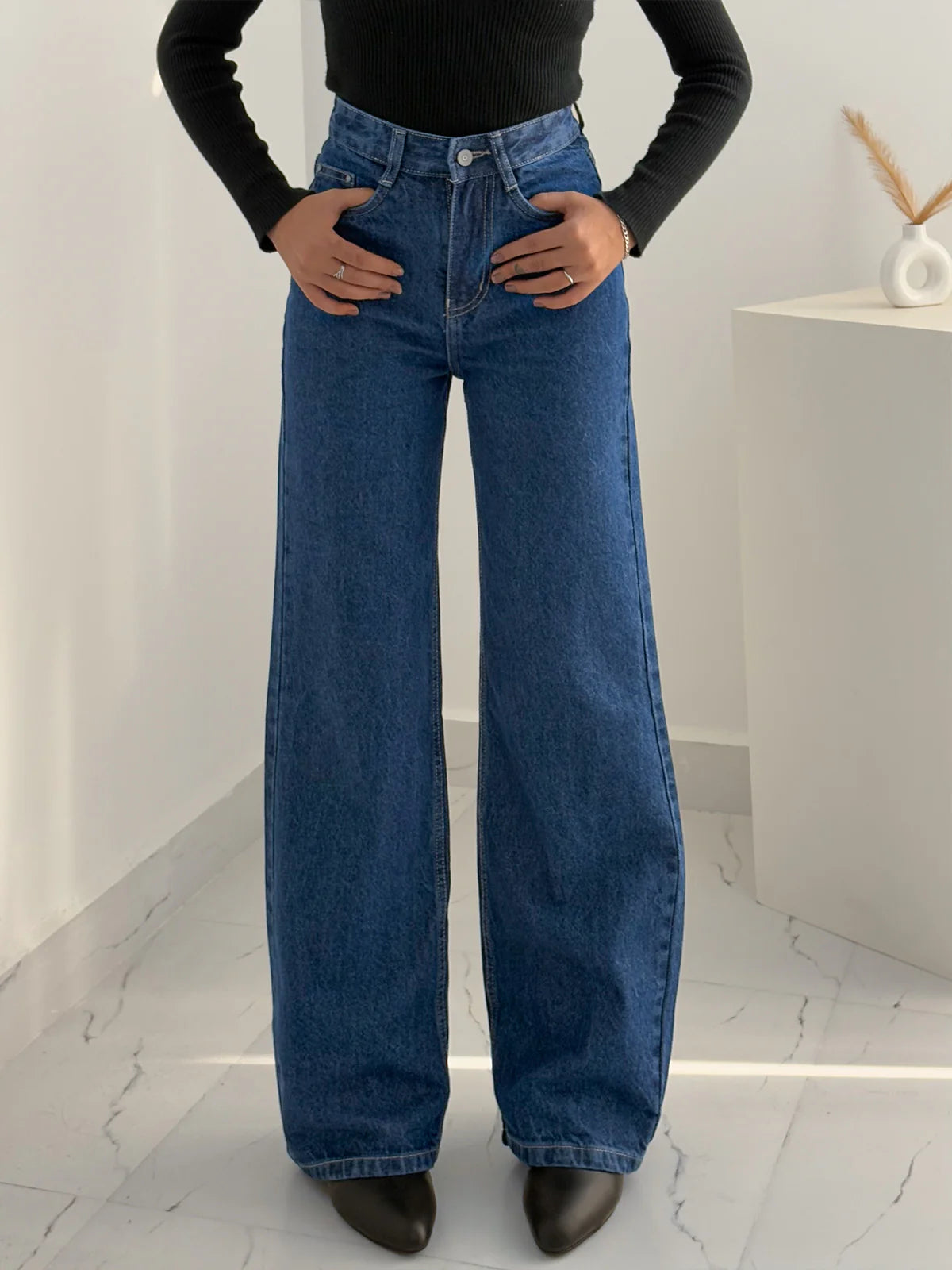 Wide Leg Jeans // Dark Blue