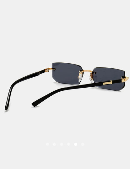 Classic Sunglasses // Black