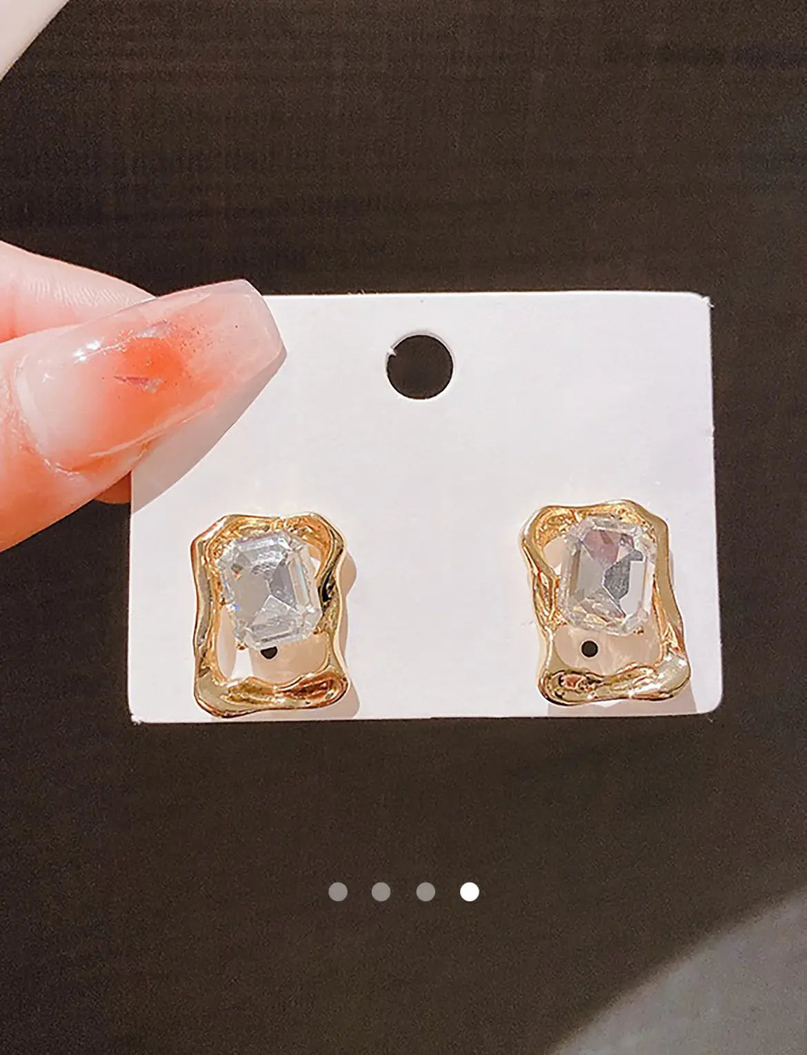 Savana Earrings 042 // Gold
