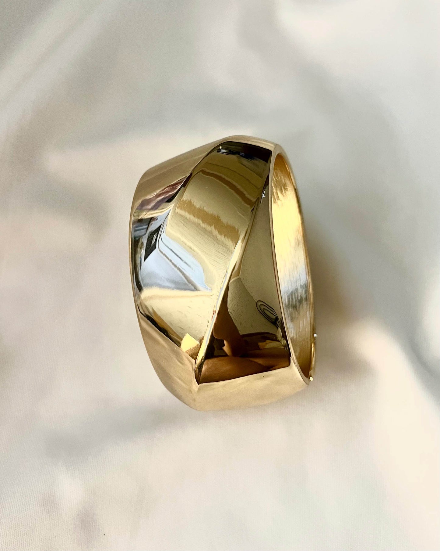Chunky Bangle (Anti Tarnish) 005 // Gold