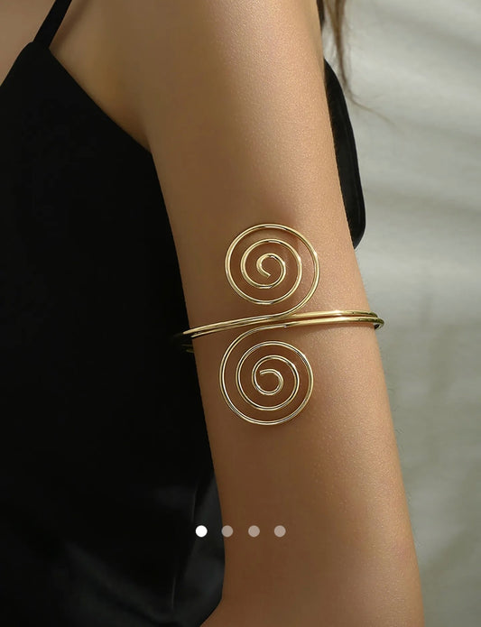 Geometric Arm Cuff // Gold