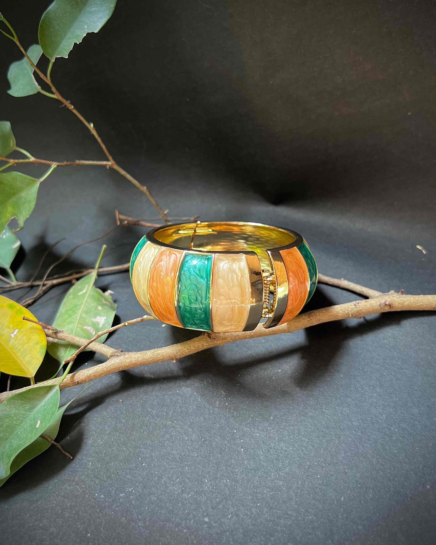 Chunky Bangle (Anti Tarnish) 030 // Green