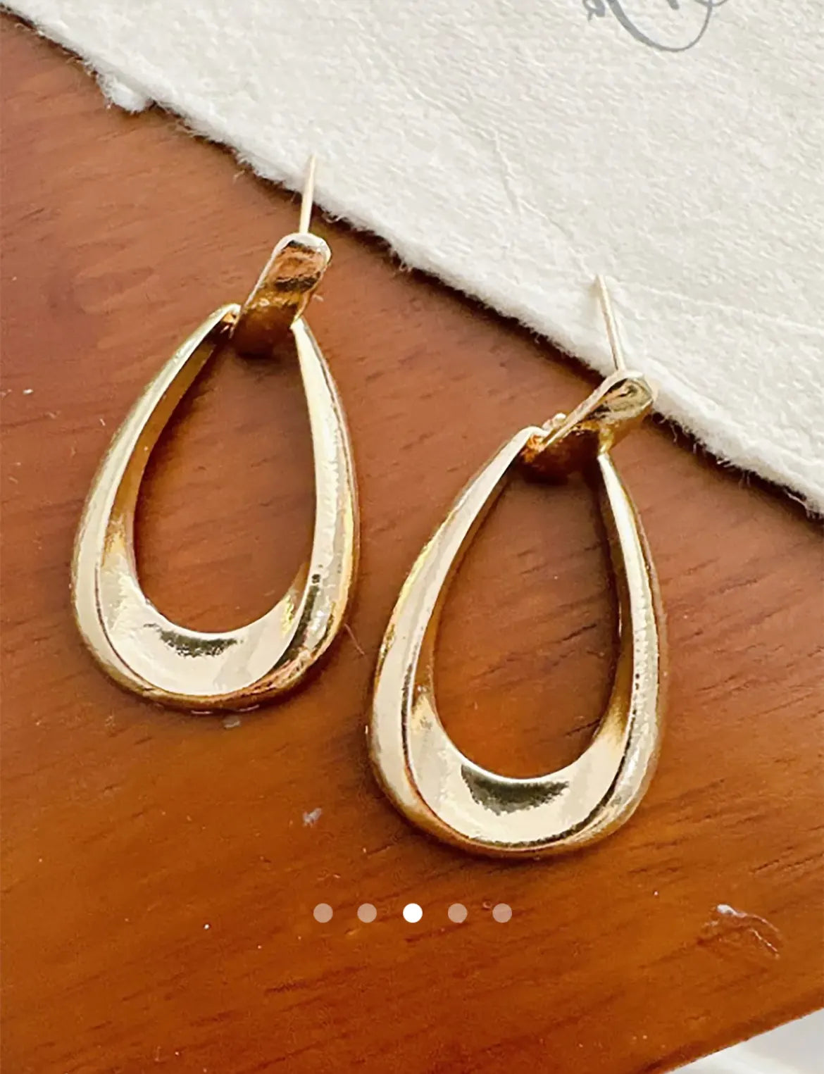 Savana Earrings 049 // Gold