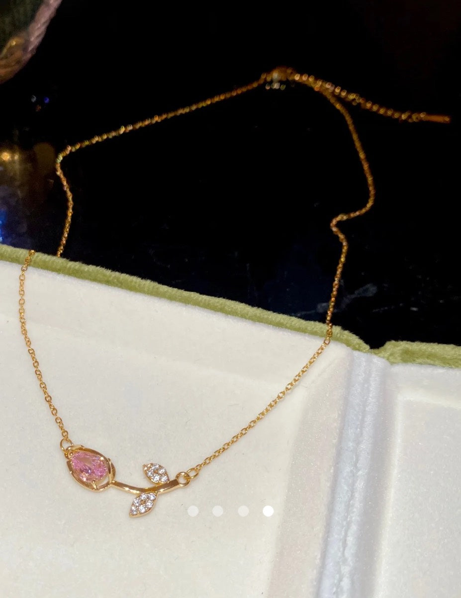 Flower Necklace // 016