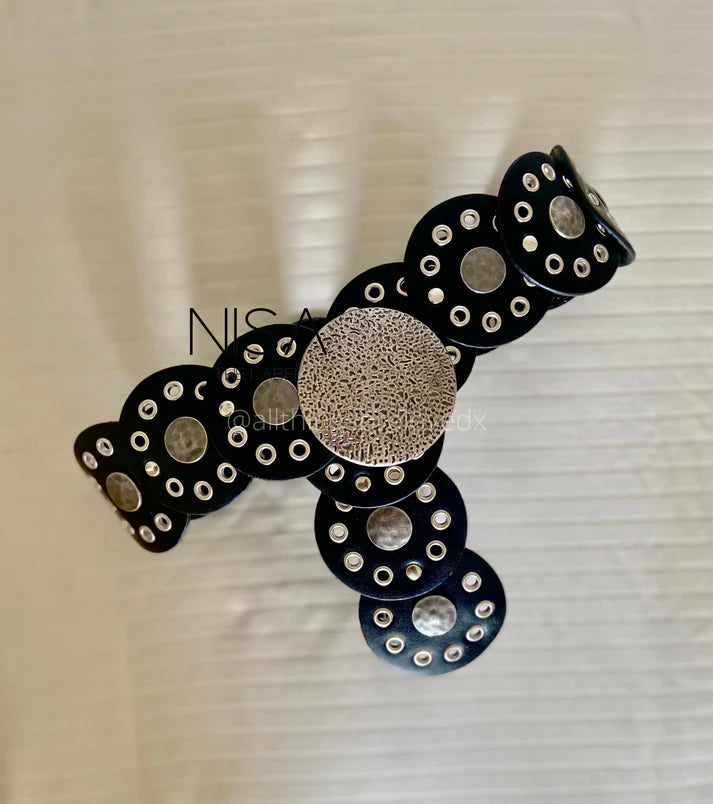 Vintage Round Disc Belt 003 // Black & Silver